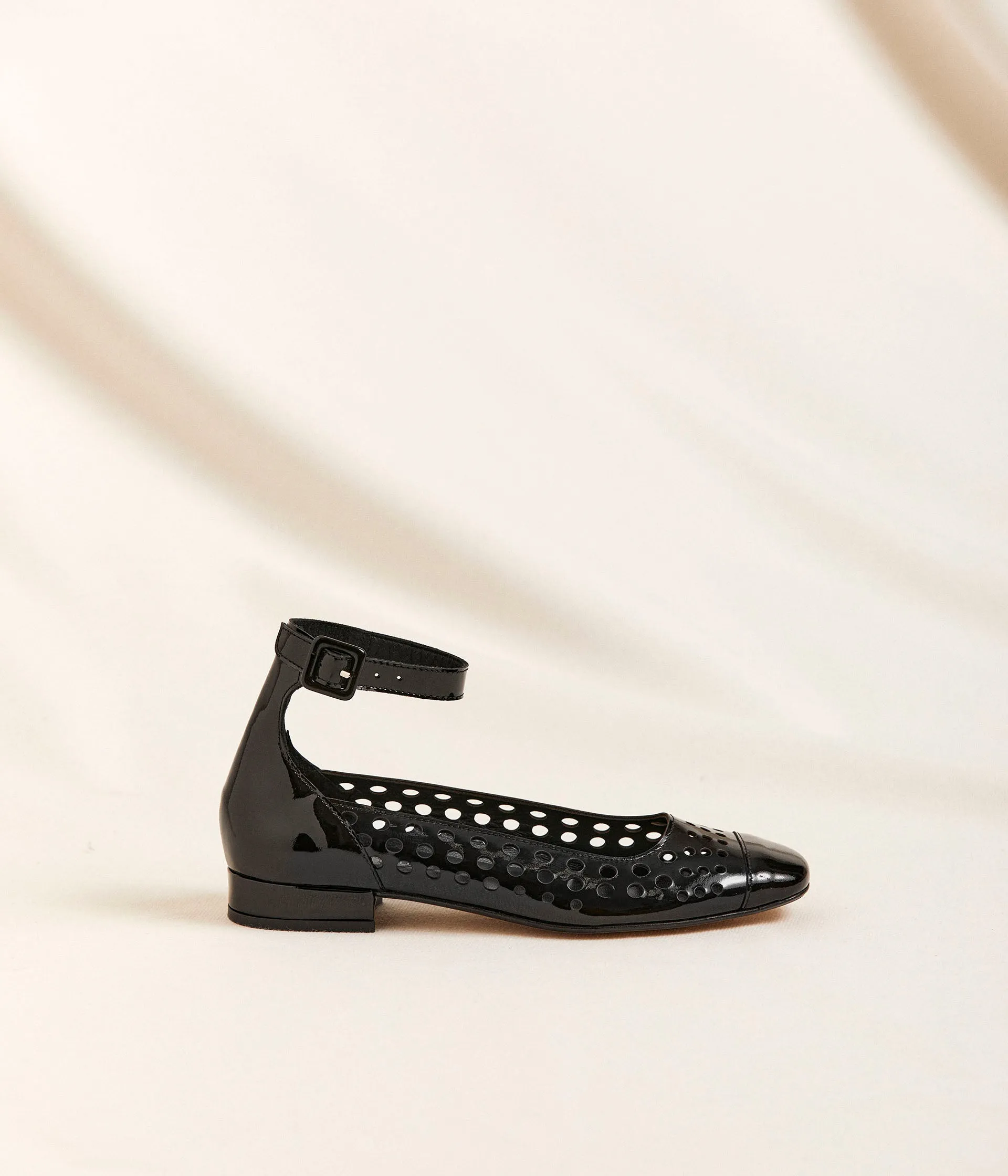 Ballerines perforées Charla