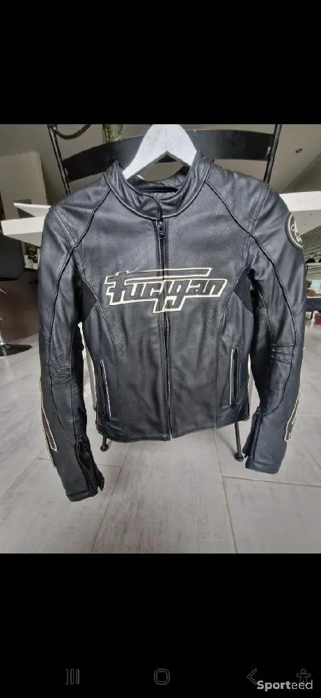 Blouson cuir moto Furygan  d'occasion Ajouté le : 05/10/2024