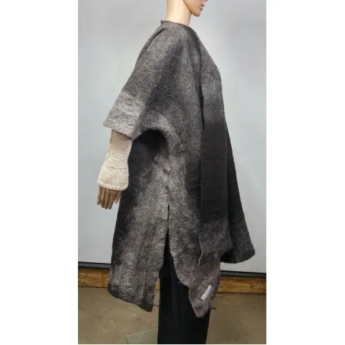 Châle kimono pour femme - noir charcoal et gris  - 100% alpaga naturel feutré 