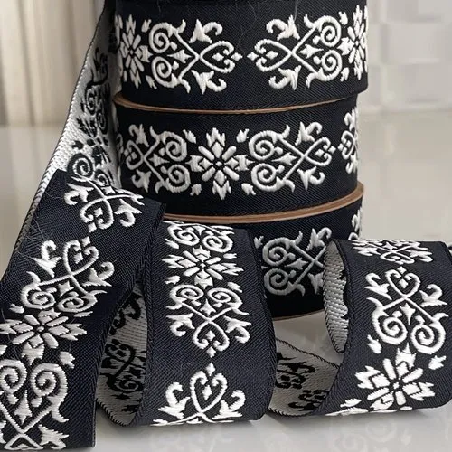 Galon tissé jacquard motif jade victorien ruban médiéval victorien galon brodé victorien 35 mm galon noir argenté