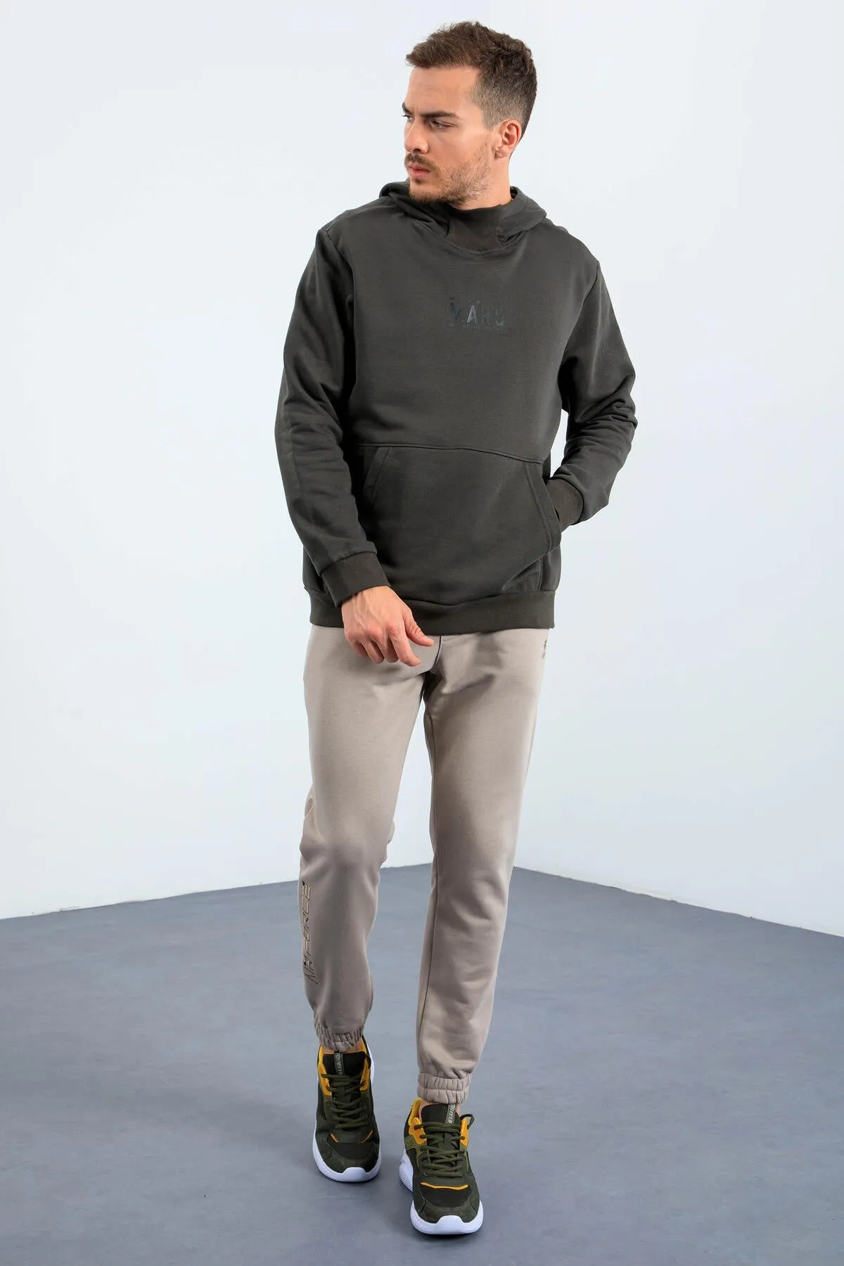 mars yazi ve sirt baskili kapüonlu rahat form erkek sweatshirt - 88032