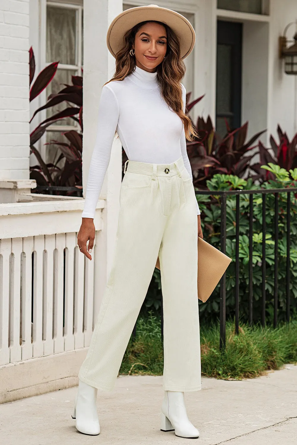 Pantalon droit taille haute en velours ctelé beige
