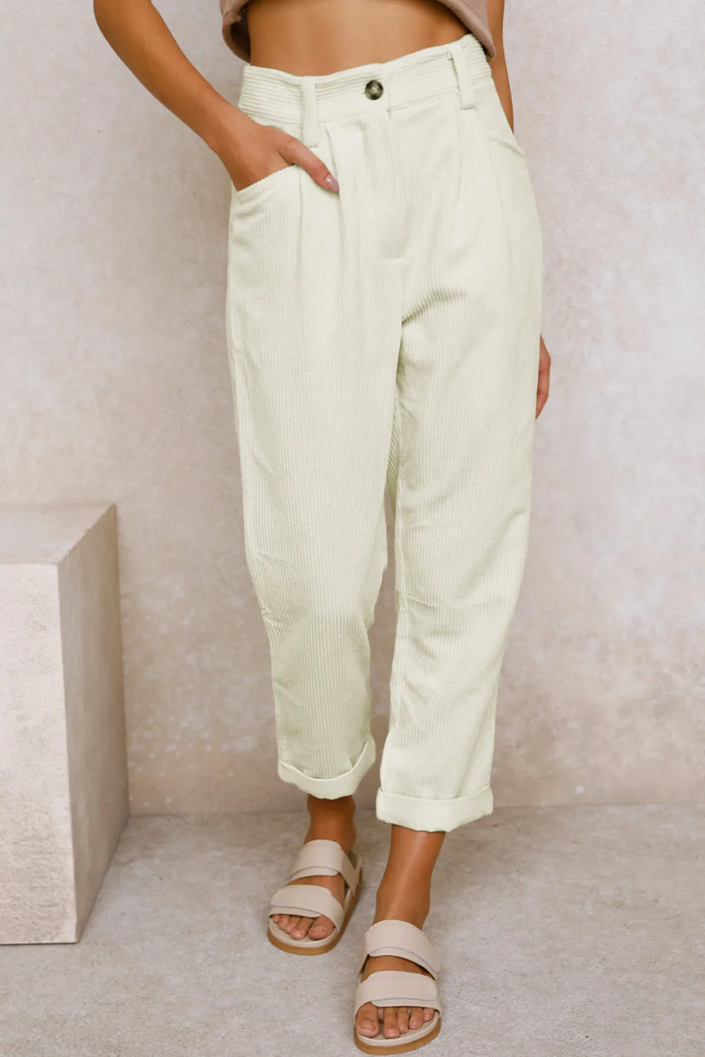 Pantalon droit taille haute en velours ctelé beige