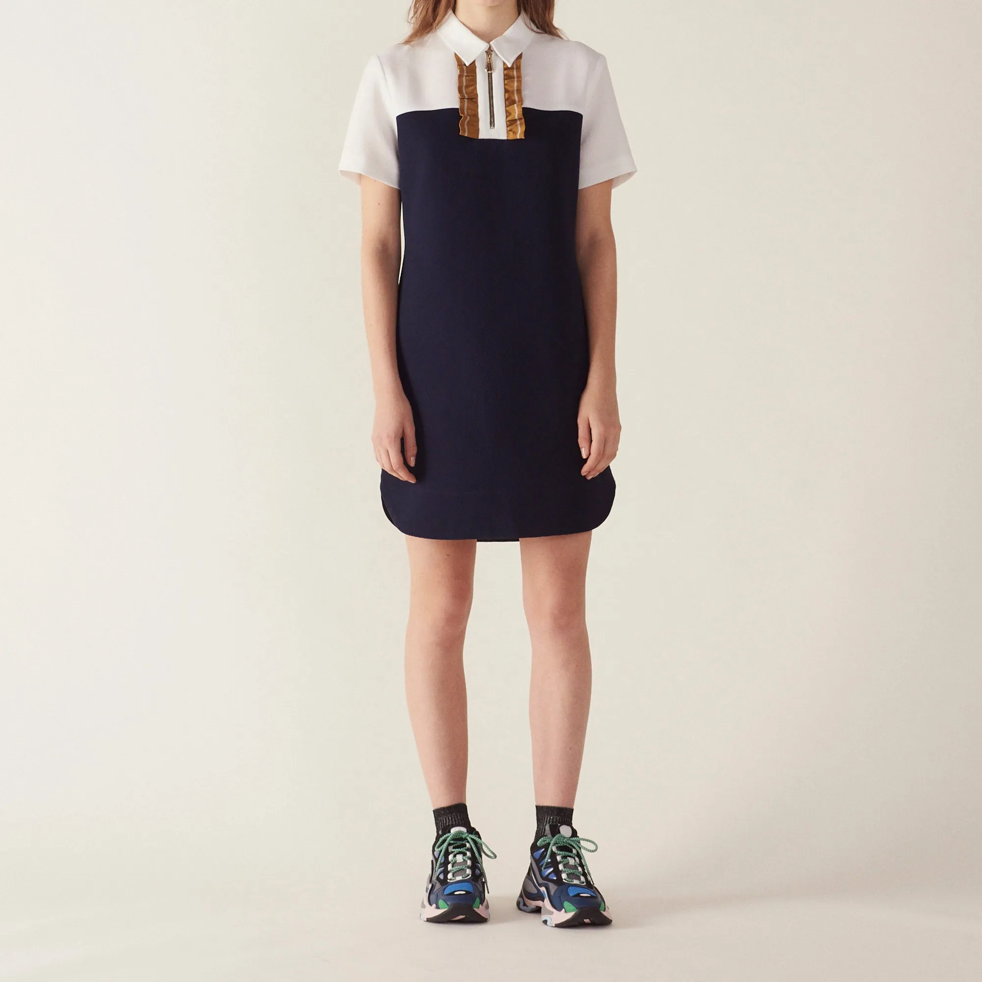 Robe courte bicolore
