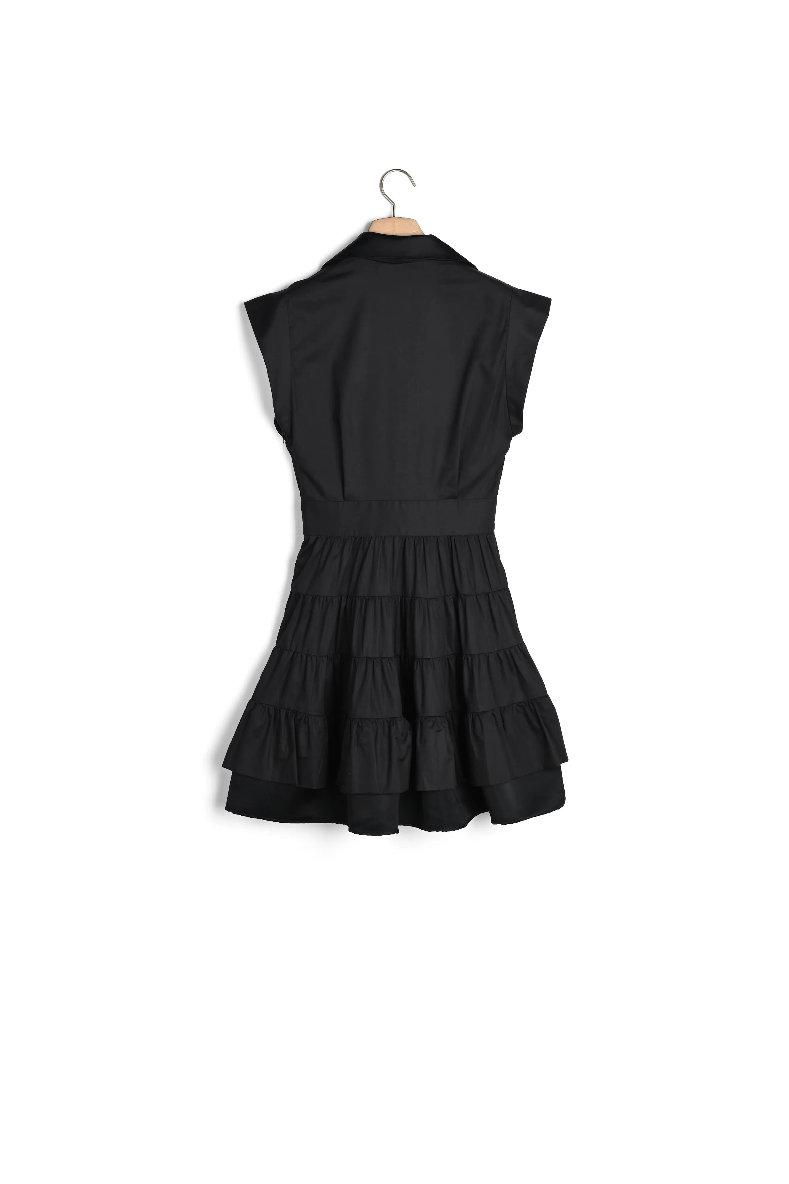 Robe courte volantée