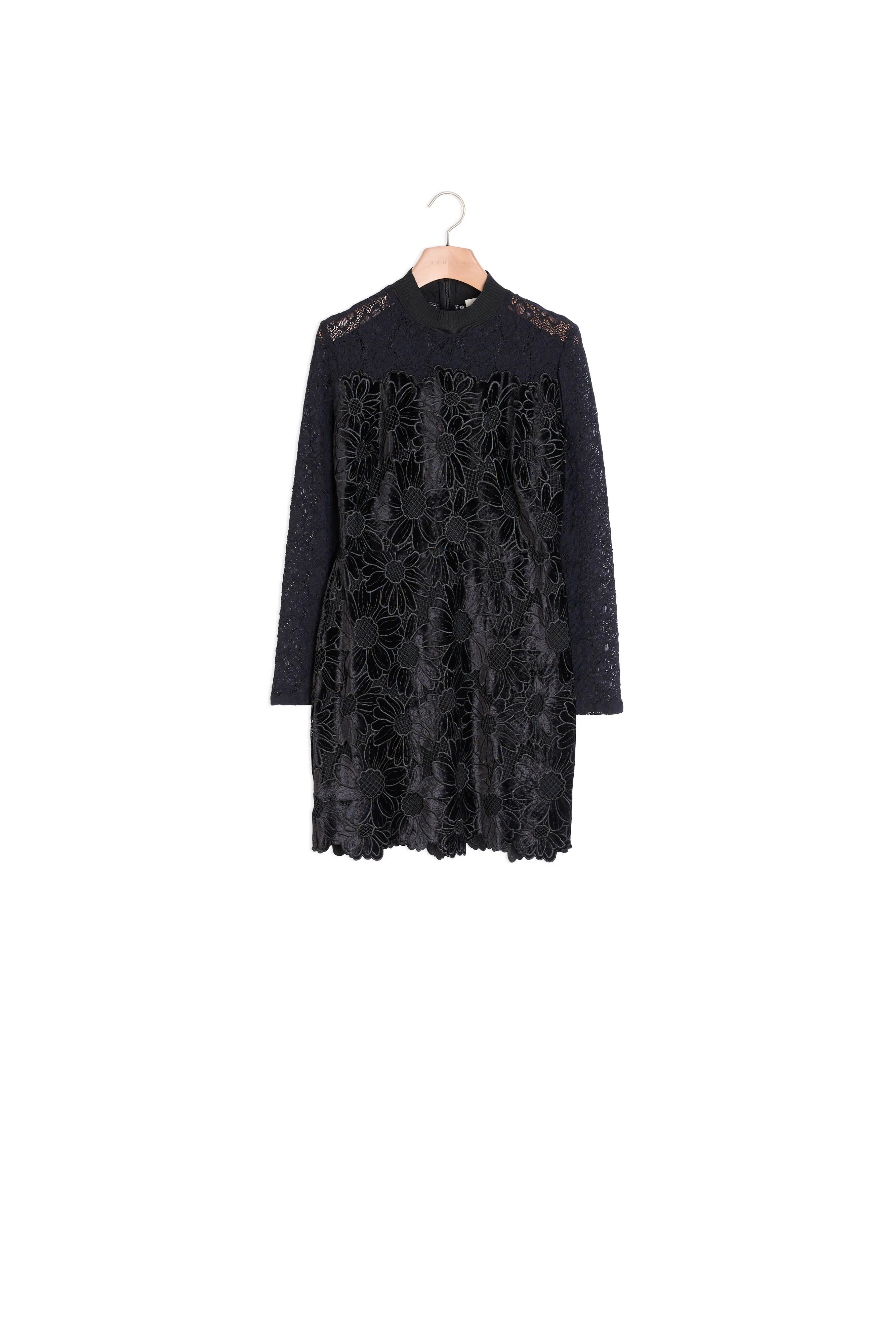 Robe en guipure marguerite